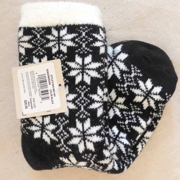 Bundle of 2 NWT Bass Woman One Size Cozy Slipper Sock - Picture 6 of 10